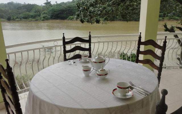 Mahaweli View Inn