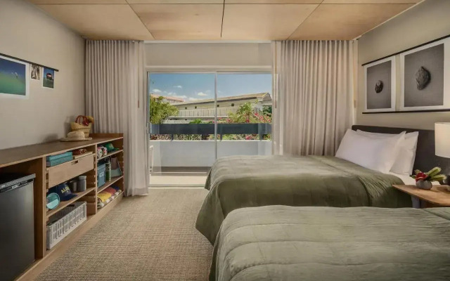 PACIFIC 19 Kona