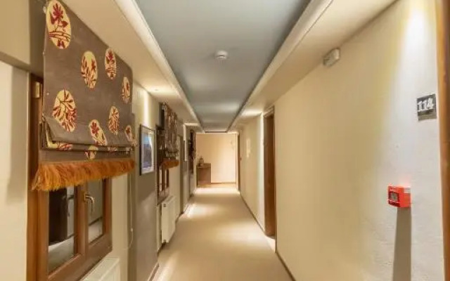 Курорт Nevros Hotel Resort & Spa