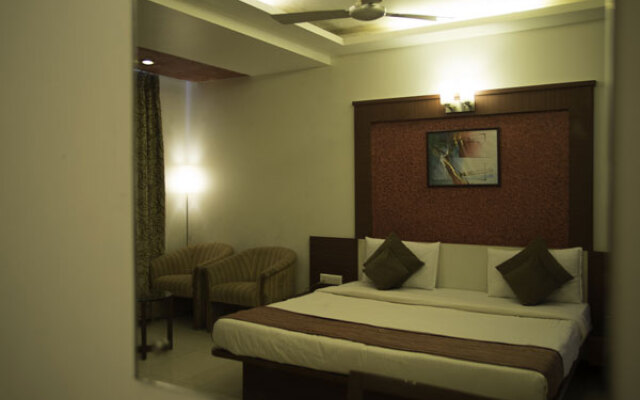 Bharat Hotel