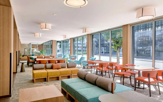 Hilton Garden Inn LAX Los Angeles Airport Hotel