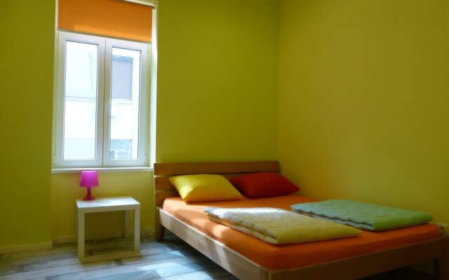 Chaplin Hostel Belgrade