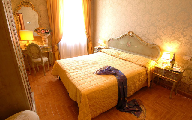 Hotel Canal