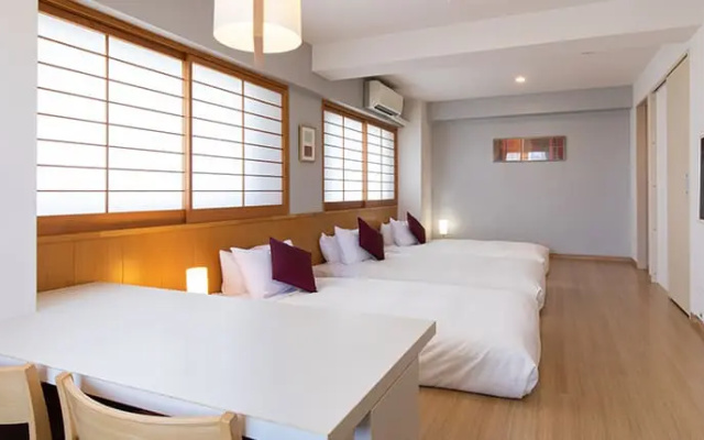 Residential Triple Family room 사진 3