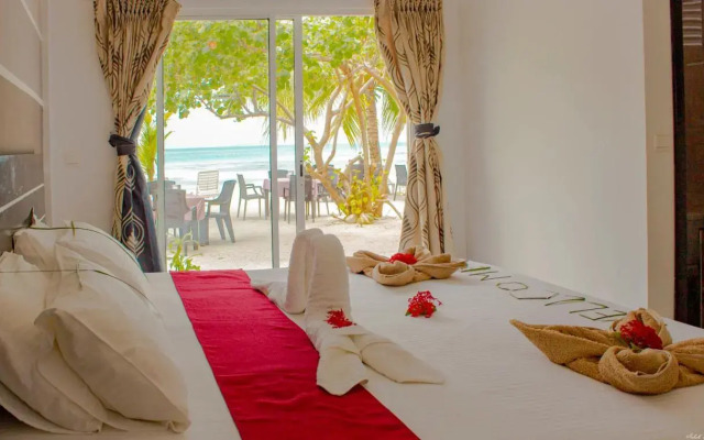 Crown Beach Villas Hotel