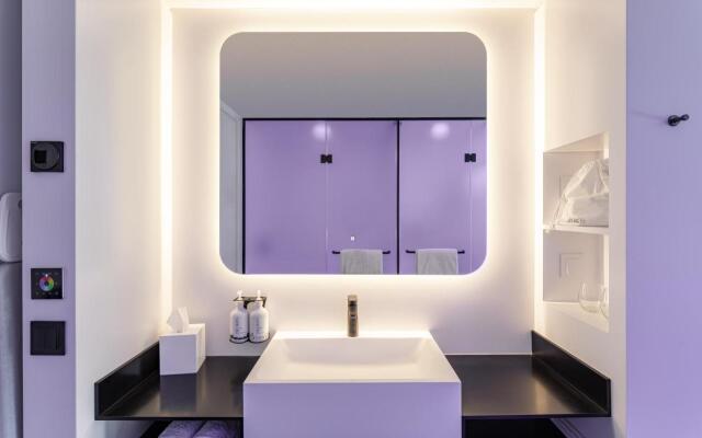 YOTEL Porto