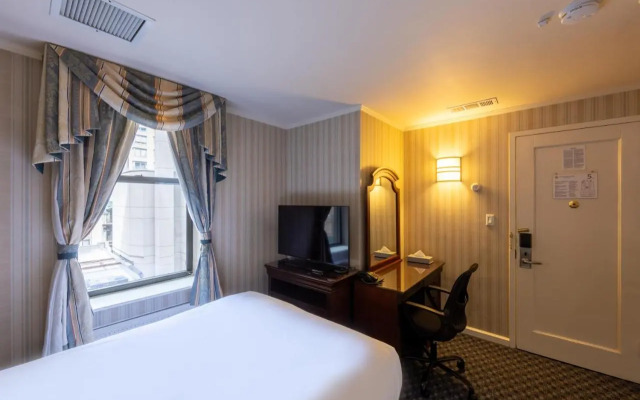 Hotel Stanford