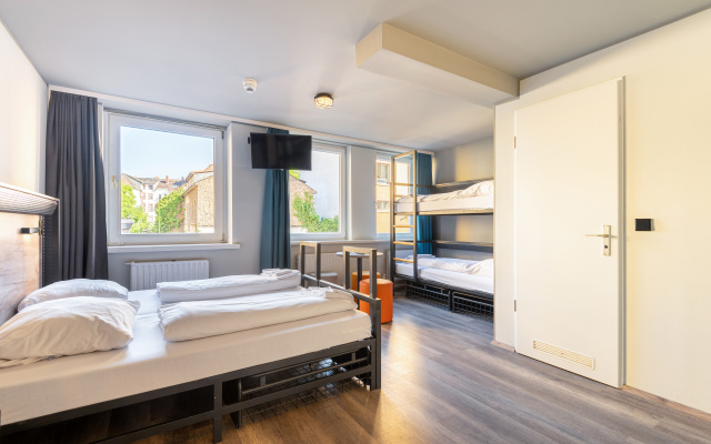 a&o Frankfurt Galluswarte - Hostel