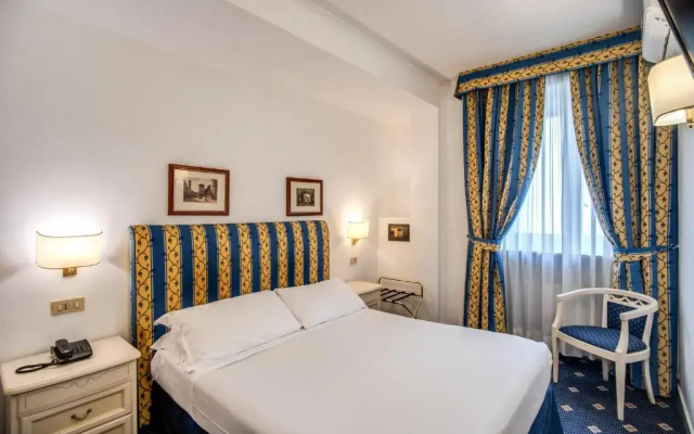 Napoleon Hotel