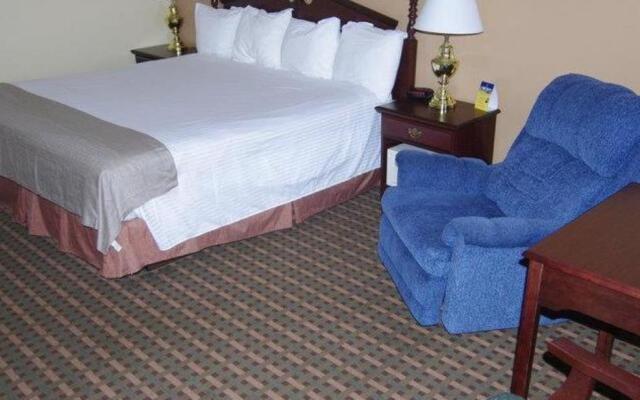 OYO Hotel Lebanon MO I-44