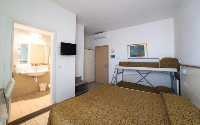 Hotel St. Gregory Park