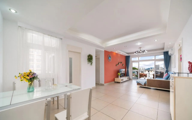 Sanya Hai Hua Apartment