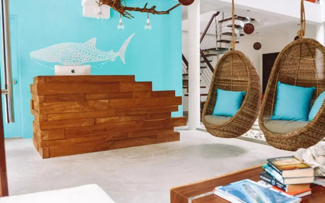 Bliss Dhigurah Hotel