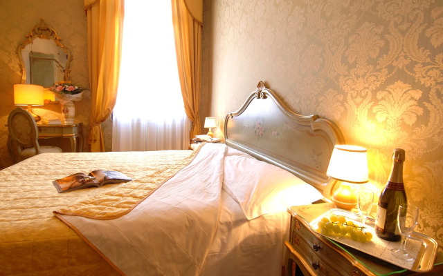Hotel Canal