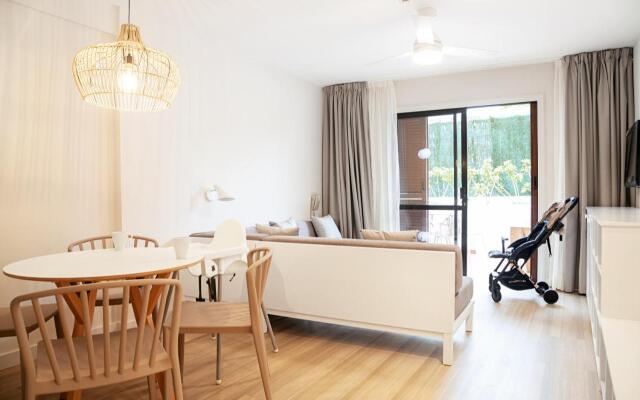 Coral Compostela Beach Hotel