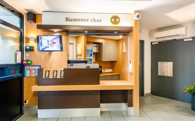 B&B HOTEL Cholet Sud