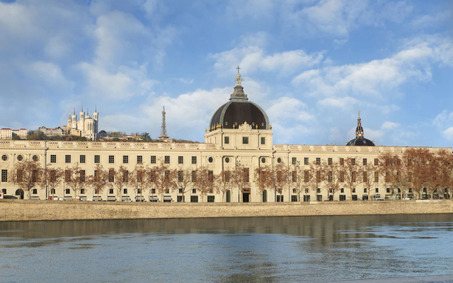 Intercontinental Lyon Hotel Dieu by IHG