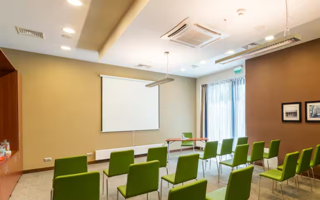 Hampton by Hilton Warsaw Airport