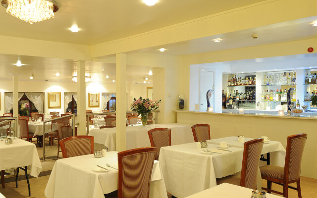 La Fontana Italian Restaurant With Rooms