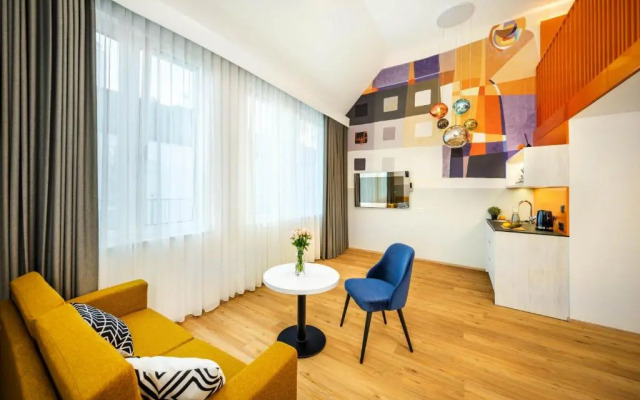 lyf Schönbrunn Vienna