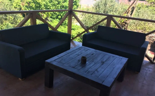 Na Fabrichnoj Guest House