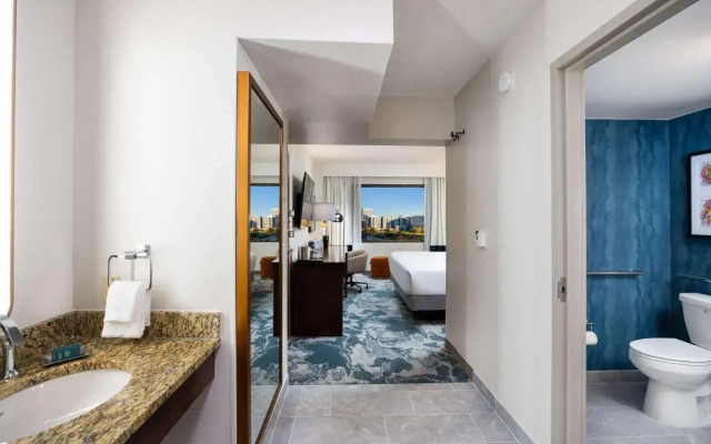 DoubleTree by Hilton Houston Medical Center Hotel & Suites