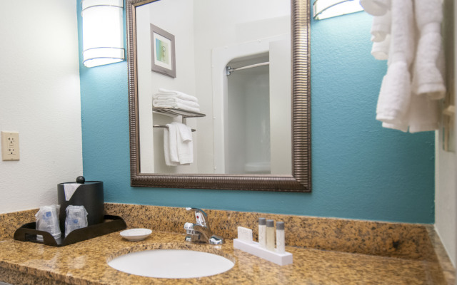 Best Western Plus Blue Angel Inn