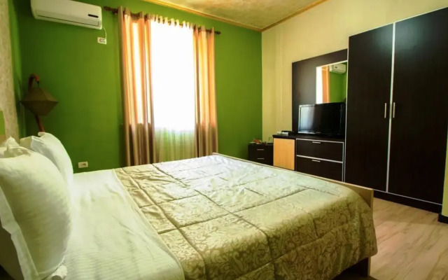 Eagle Hotel