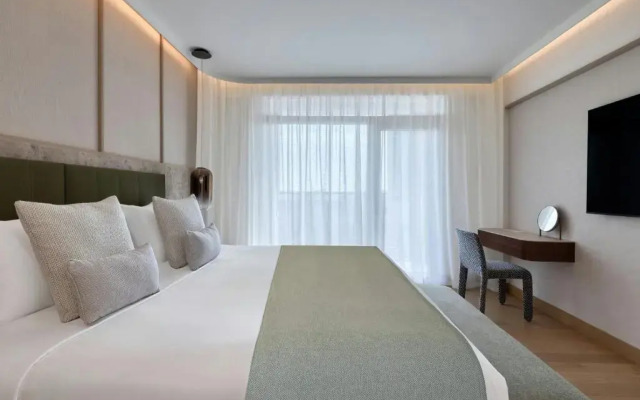 The Landmark Nicosia, Autograph Collection