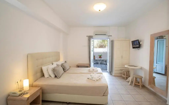 Erato Apartments