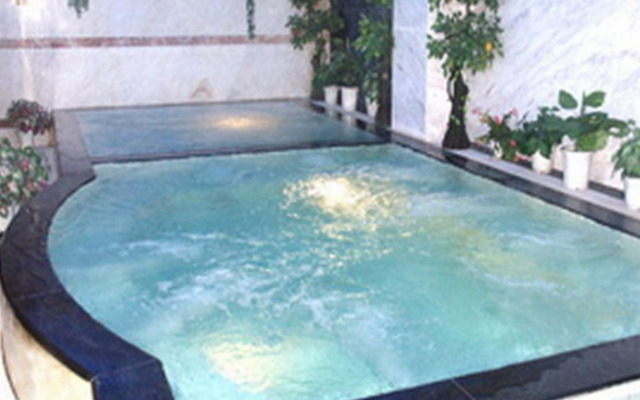 Jin Du Hotel