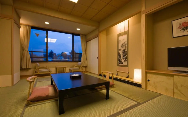 Ooike Hotel