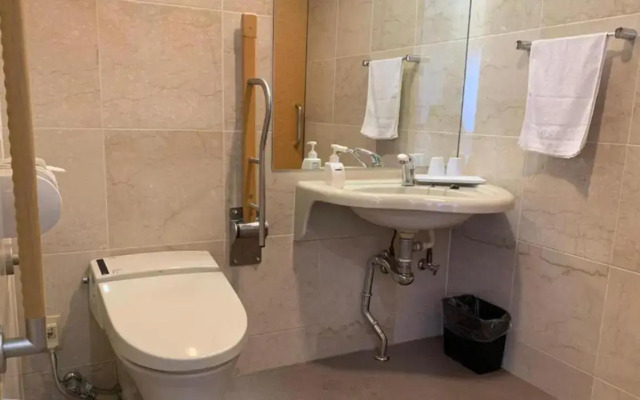 Toyoko Inn Tokyo Nihombashi Hamacho Meijiza Mae