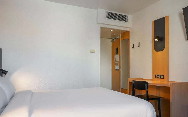 B&B HOTEL Marseille Centre Vieux Port