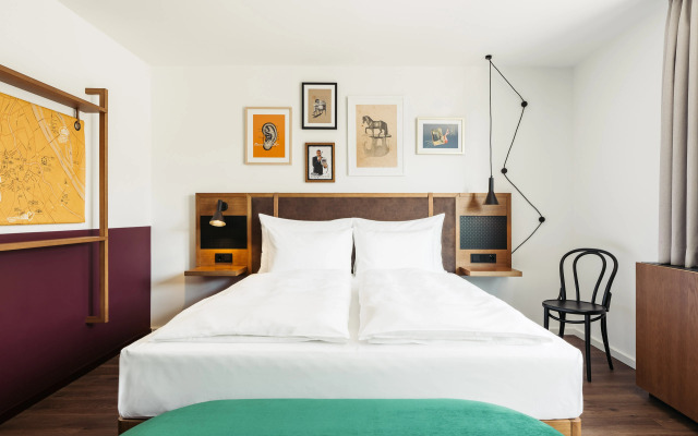 Hotel Schani UNO City