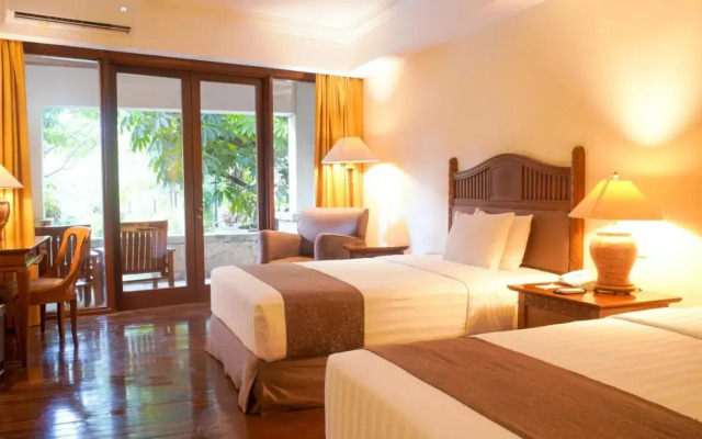 Lorin Solo Hotel