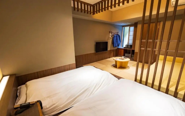 Japanese-Western Style with Open-Air Bath on the Mountain Side room 사진 1