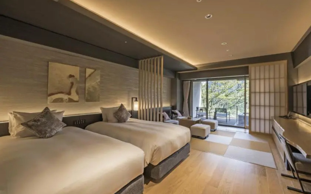 Deluxe with Open-air Bath West Wing Upper Floor Twin Japanese Style room (트윈 침대 2개) 사진 1