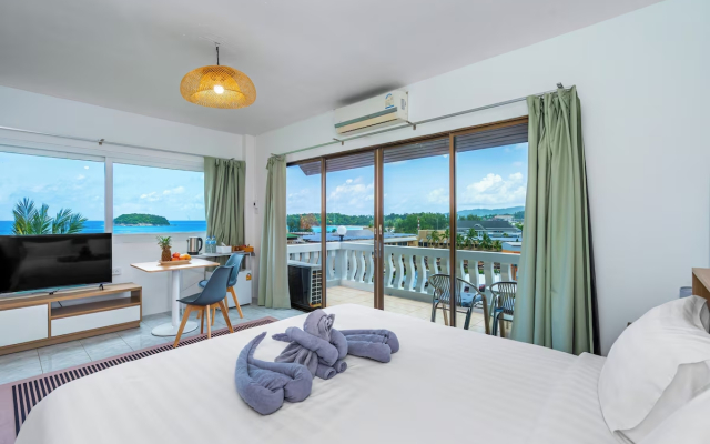 Kata Hill Sea View Hotel