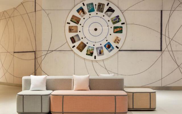 The Viv Hotel, Anaheim, a Tribute Portfolio Hotel