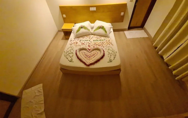 Beach Star Maldives Hotel