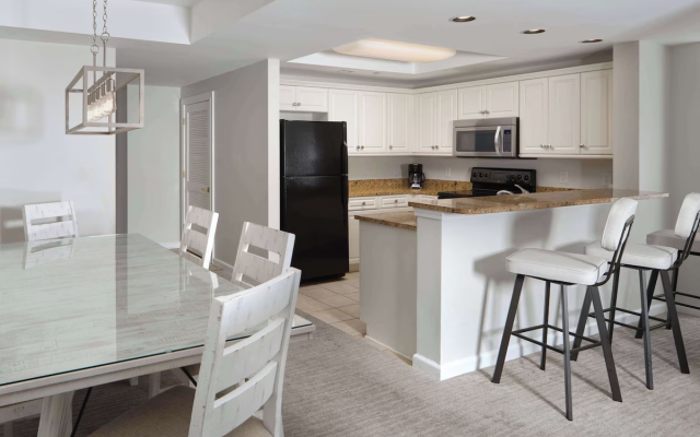 Royale Palms Condominiums