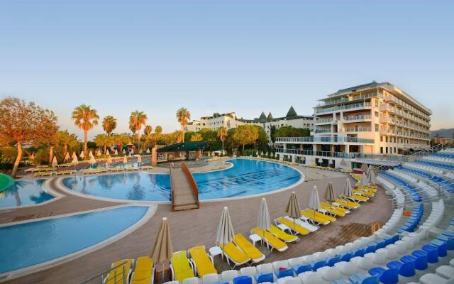 M.C Beach Park Resort Hotel - All Inclusive