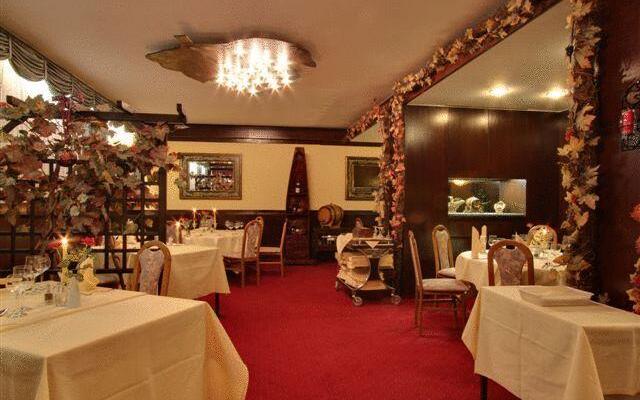 Hotel Grille