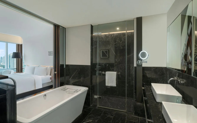 Le Meridien Bangkok