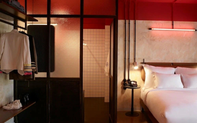 Dave Red Athens Hotel