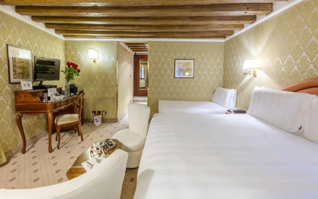 Colombina Hotel