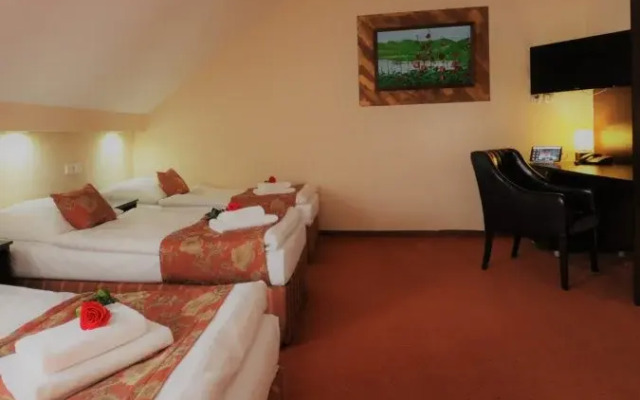 Hotel Karino Spa