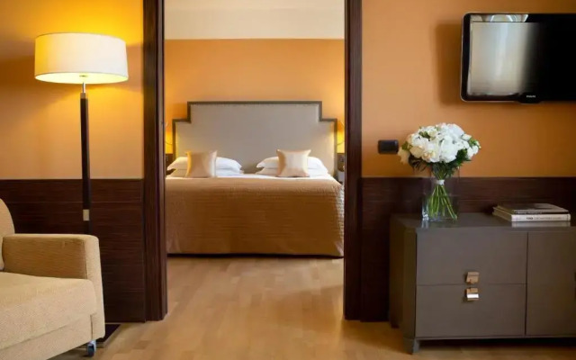 Starhotels Grand Milan