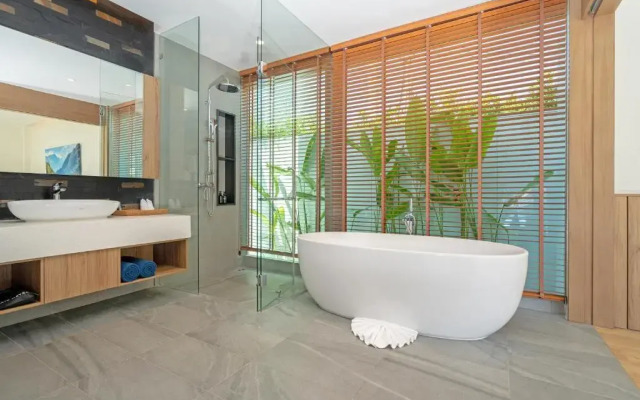 Escape Villas at Shambhala Grand